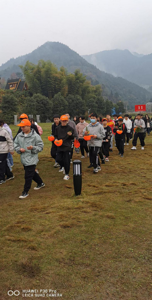 邵陽市華龍中學,邵陽中學教育,高中教育,師資雄厚,名優(yōu)教師 邵陽市華龍中學,邵陽中學教育,高中教育,師資雄厚,名優(yōu)教師